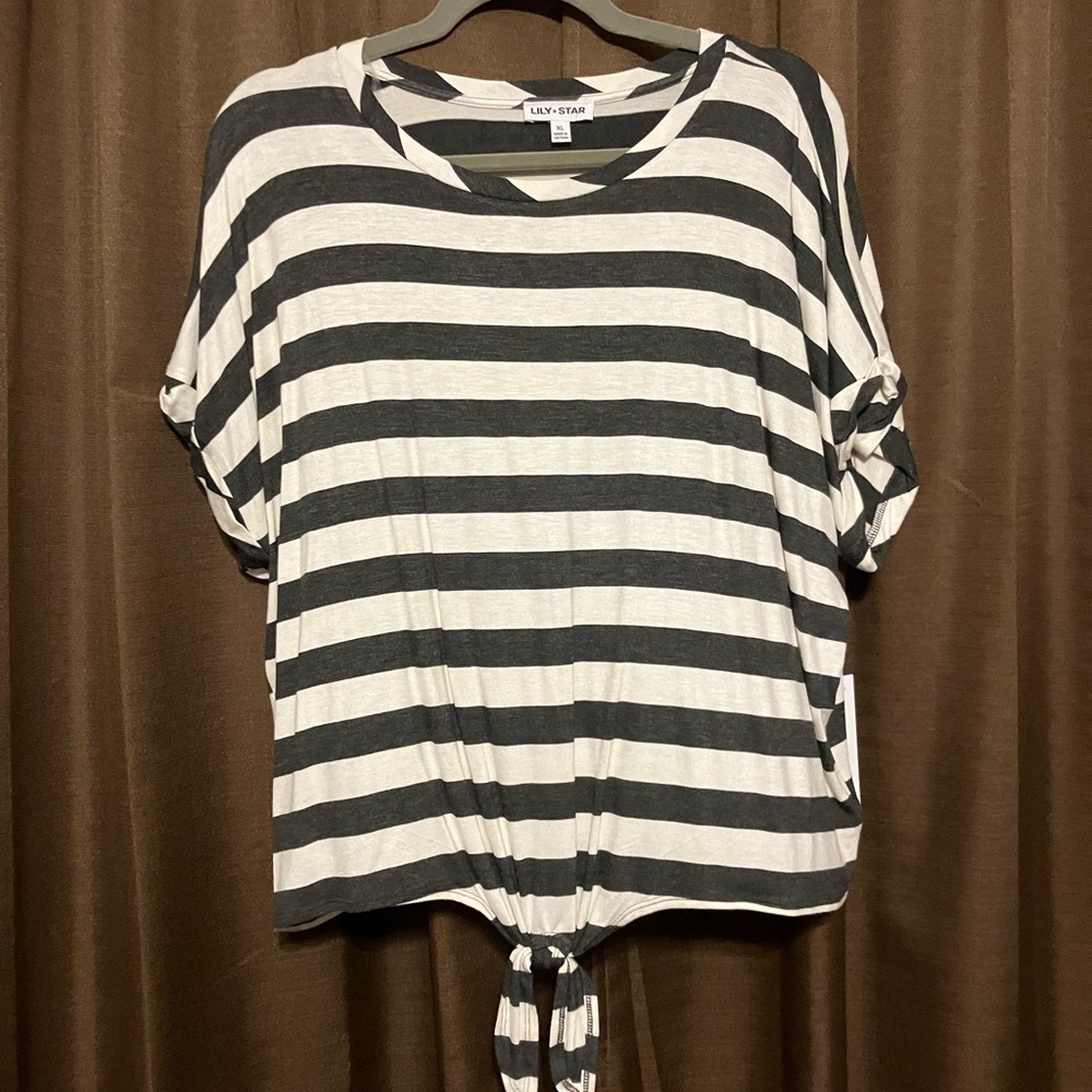 Lily Star Grey and White Stripes Short Sleeve
